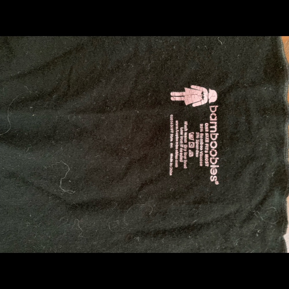 Bamboobies nursing cover